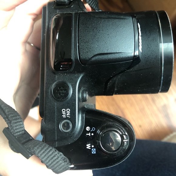 Nikon camera - Picture 2 of 4